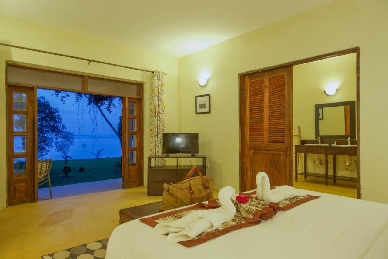 Brovad Sands Lodge Kalangala Exteriér fotografie