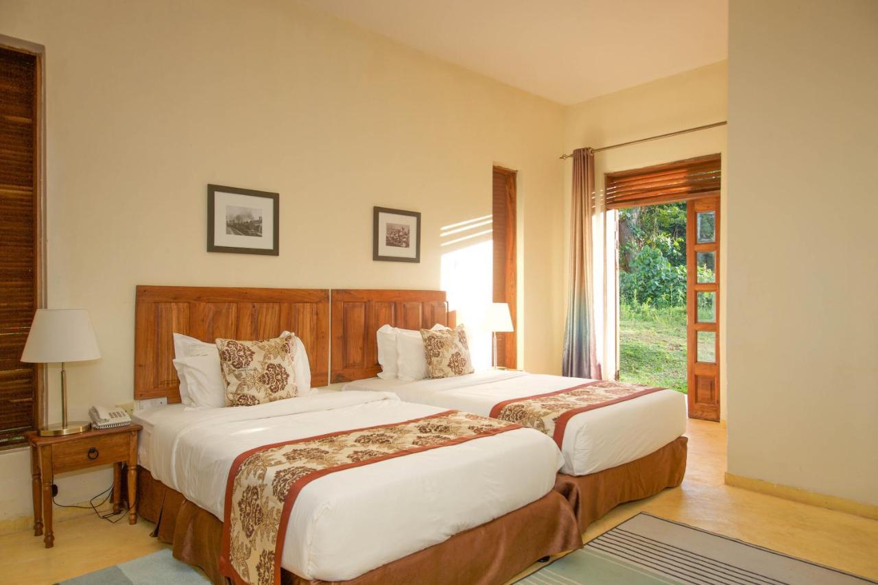 Brovad Sands Lodge Kalangala Exteriér fotografie