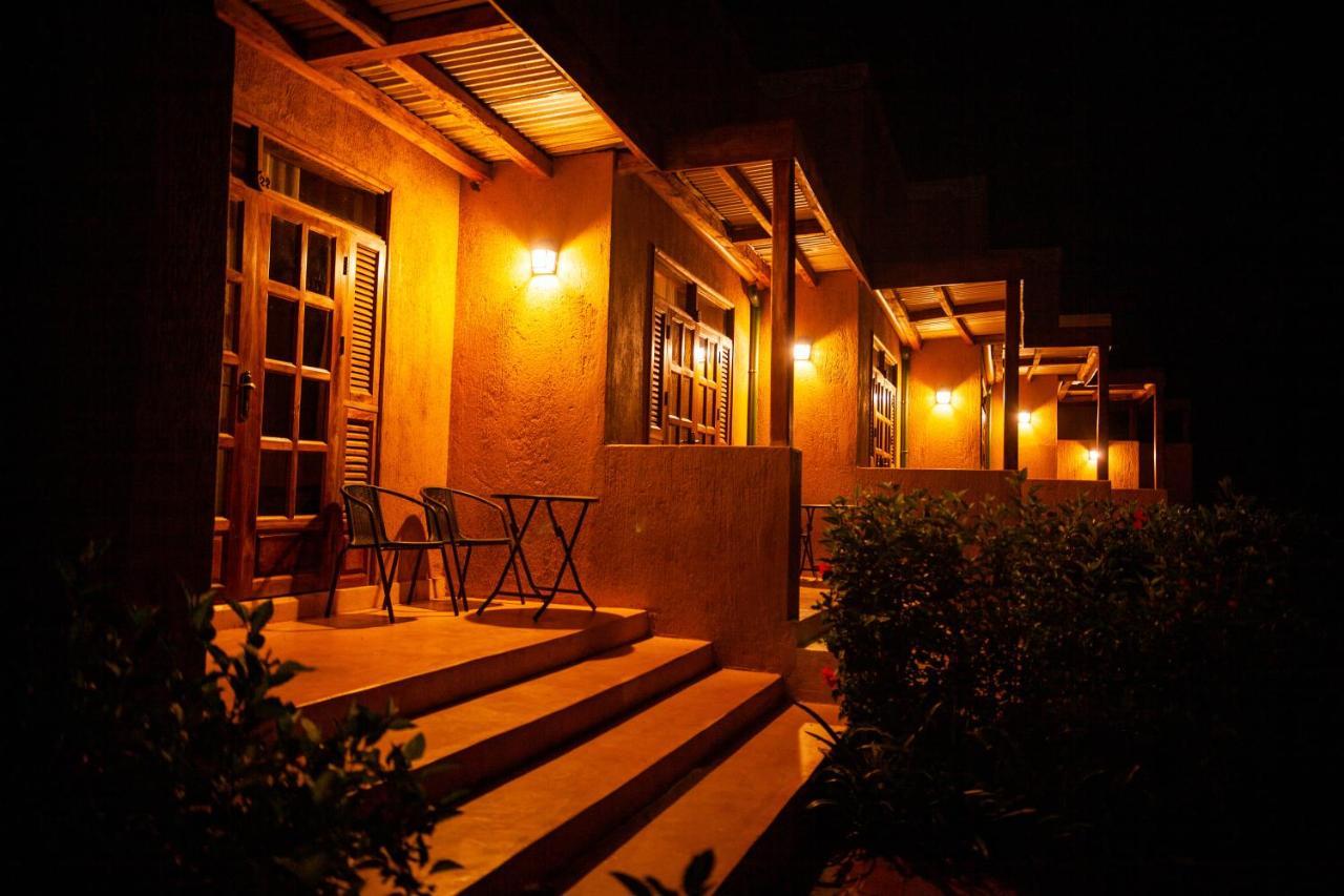 Brovad Sands Lodge Kalangala Exteriér fotografie